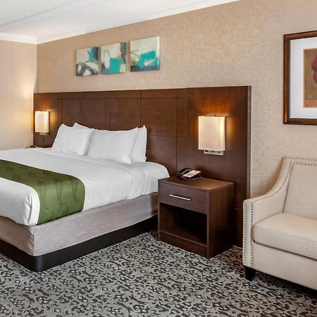 Quality Inn & Conference Centre Midland Kültér fotó