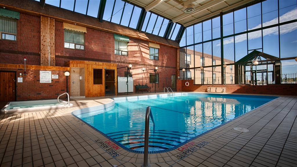 Quality Inn & Conference Centre Midland Kültér fotó