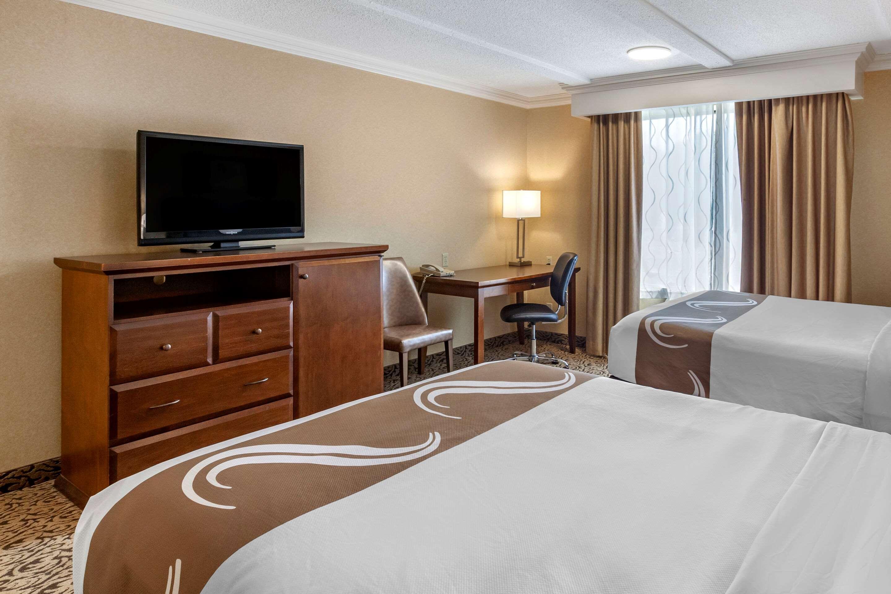 Quality Inn & Conference Centre Midland Kültér fotó